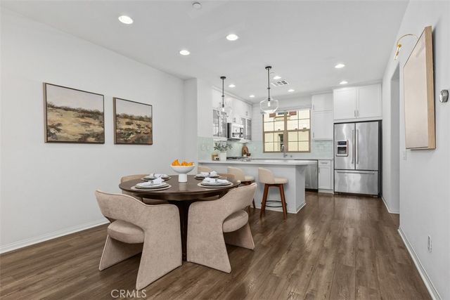 160 Capricorn, Irvine, CA 92618