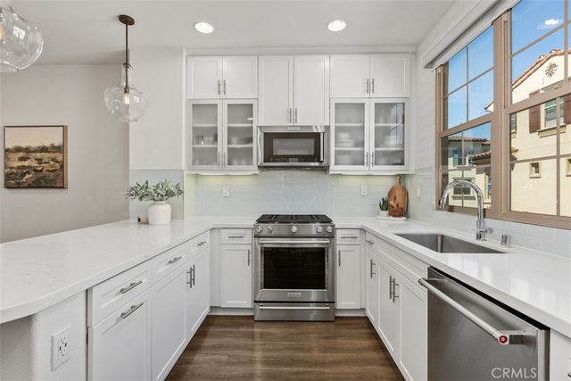 160 Capricorn, Irvine, CA 92618