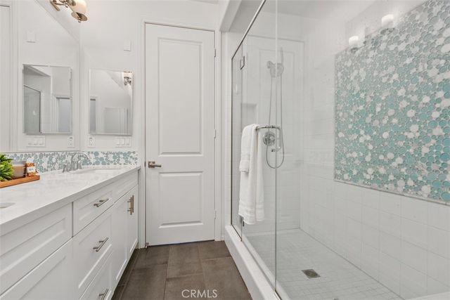 160 Capricorn, Irvine, CA 92618