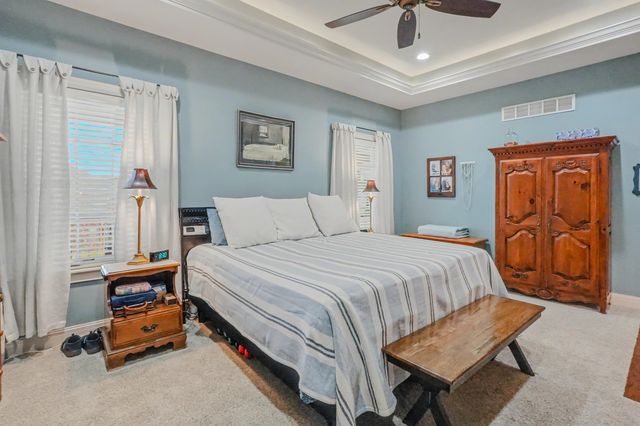 3914 IVANHOE BLVD, Columbia, MO 65203