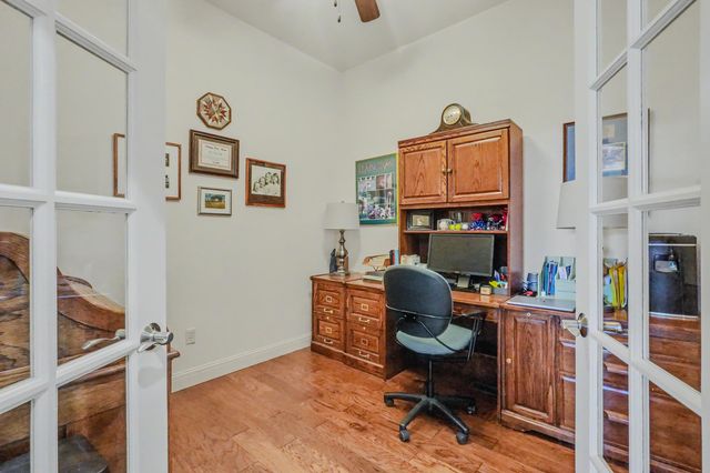 3914 IVANHOE BLVD, Columbia, MO 65203