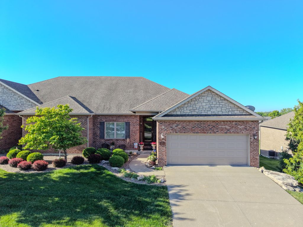 3914 IVANHOE BLVD, Columbia, MO 65203