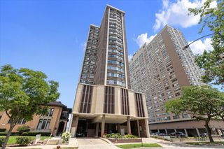 6325 N Sheridan Road 503, Chicago, IL 60660