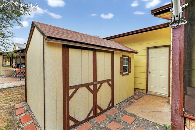 318 Cielo Vista Street, Colorado Springs, CO 80911