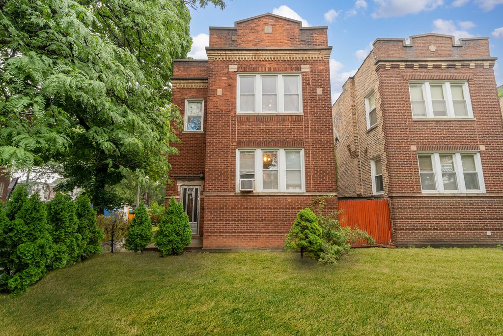 1657 N Austin Avenue, Chicago, IL 60639