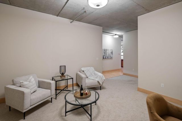 150 2nd Street NE B413, Minneapolis, MN 55413