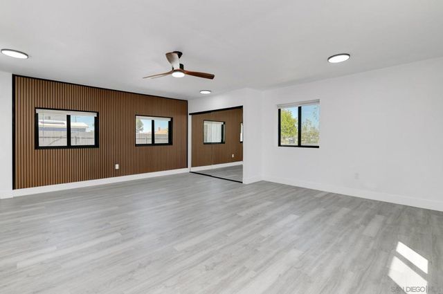 9125 Akard St, Spring Valley, CA 91977