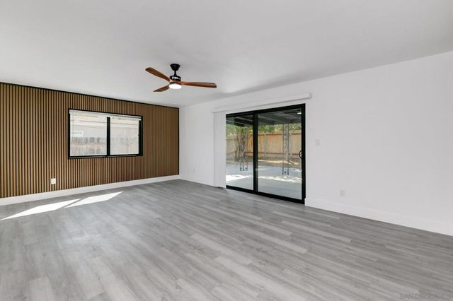 9125 Akard St, Spring Valley, CA 91977