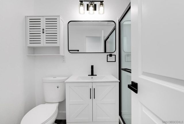 9125 Akard St, Spring Valley, CA 91977