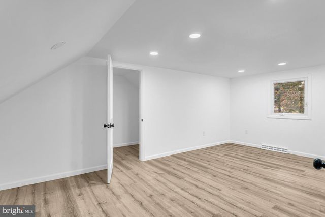 6470 COLCHESTER AVE, Harrisburg, PA 17111