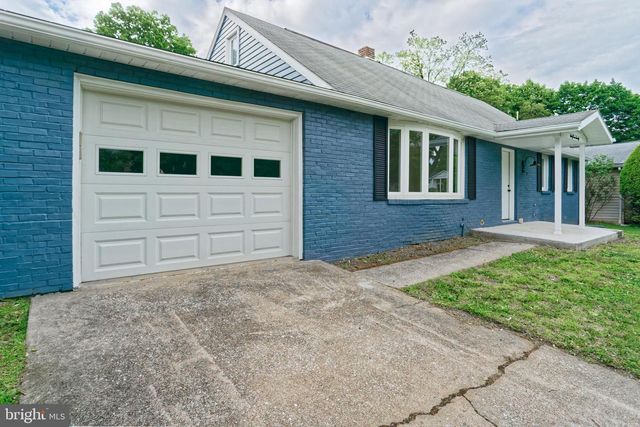6470 COLCHESTER AVE, Harrisburg, PA 17111