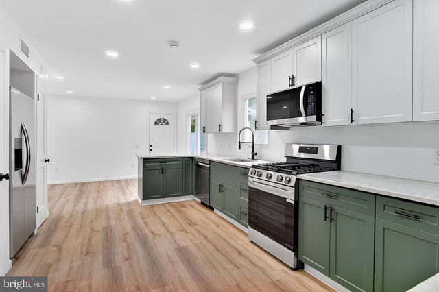 6470 COLCHESTER AVE, Harrisburg, PA 17111