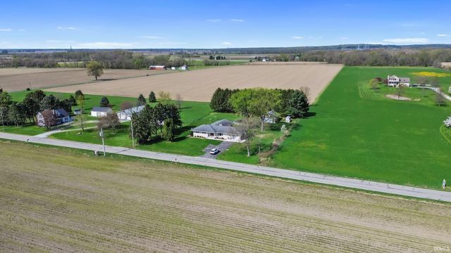 56915 Tulip Road, New Carlisle, IN 46552