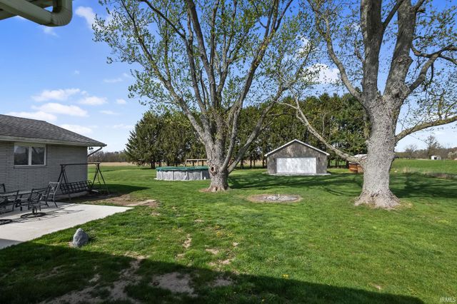 56915 Tulip Road, New Carlisle, IN 46552