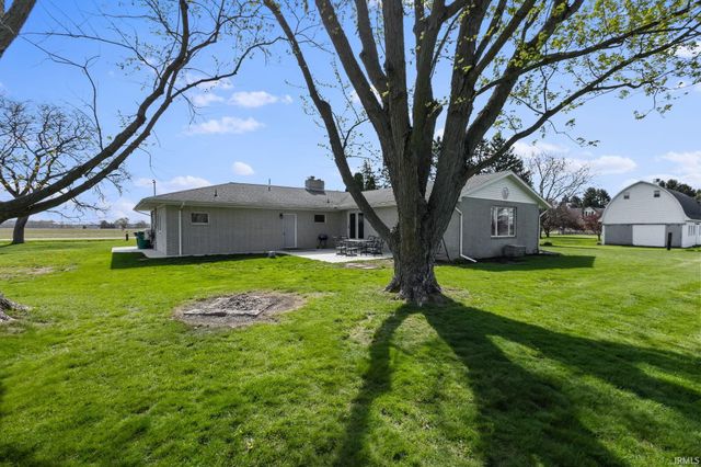 56915 Tulip Road, New Carlisle, IN 46552
