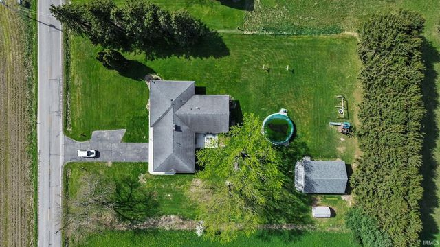 56915 Tulip Road, New Carlisle, IN 46552