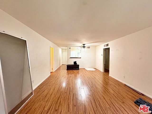 18350 Hatteras Street 152, Tarzana, CA 91356
