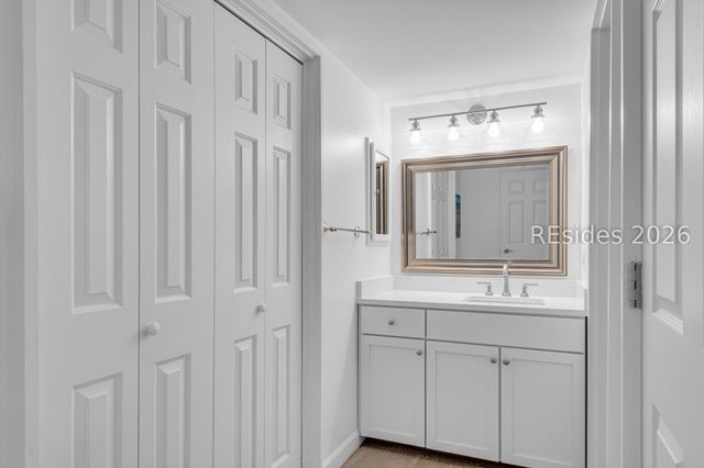 22 Lighthouse Rd Apt 522, Hilton Head Island, SC 29928