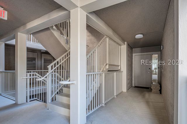 22 Lighthouse Rd Apt 522, Hilton Head Island, SC 29928