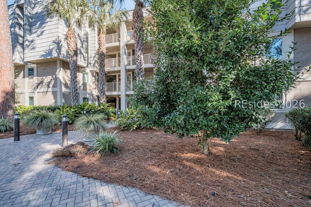22 Lighthouse Rd Apt 522, Hilton Head Island, SC 29928