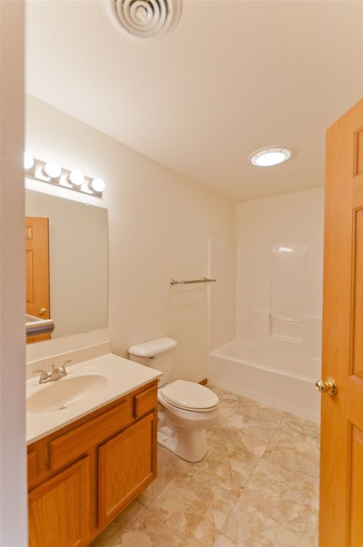 Image 19 of property listing at 1310 E Orchard Beach Lane A, Rice Lake, WI 54868