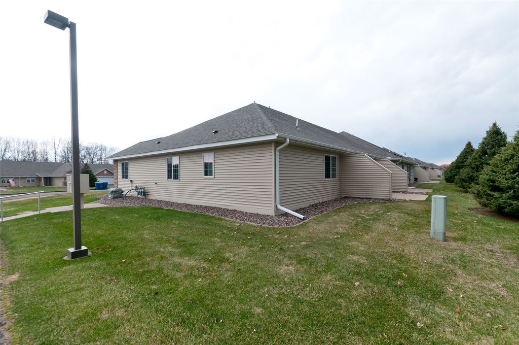 Image 3 of property listing at 1310 E Orchard Beach Lane A, Rice Lake, WI 54868