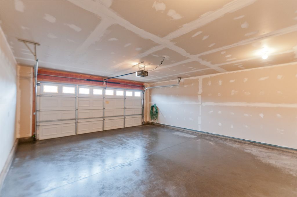 Image 6 of property listing at 1310 E Orchard Beach Lane A, Rice Lake, WI 54868