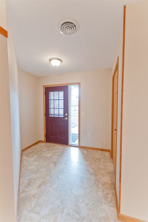 Image 7 of property listing at 1310 E Orchard Beach Lane A, Rice Lake, WI 54868