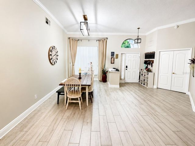 3144 FLORAL WAY E, Apopka, FL 32703
