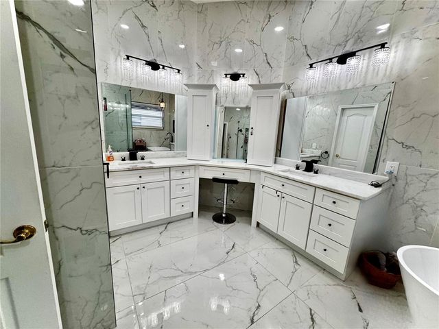 3144 FLORAL WAY E, Apopka, FL 32703