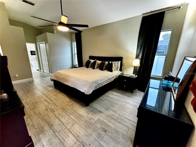 3144 FLORAL WAY E, Apopka, FL 32703
