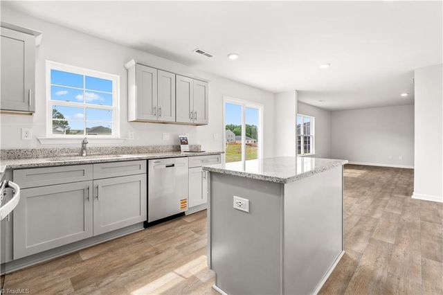 128 Greenbrier Way, Stoneville, NC 27048