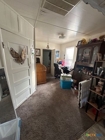 1401 S 39th St, Temple, TX 76502