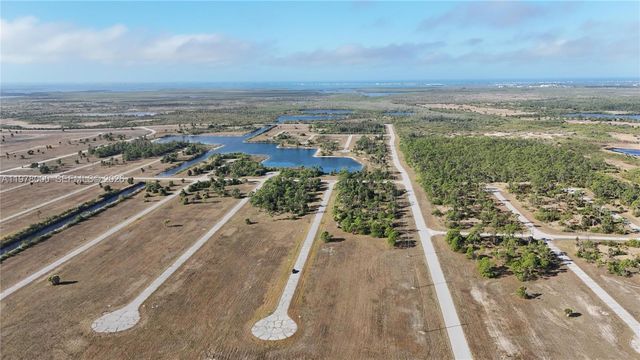 14260 BLUEFISH CT, Other City - In The State Of Florida, FL 33946