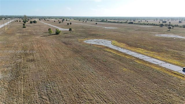 14260 BLUEFISH CT, Other City - In The State Of Florida, FL 33946