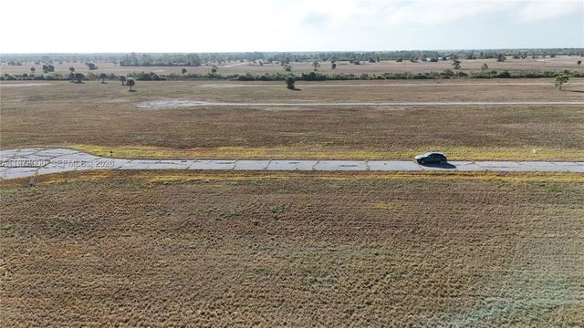 14260 BLUEFISH CT, Other City - In The State Of Florida, FL 33946