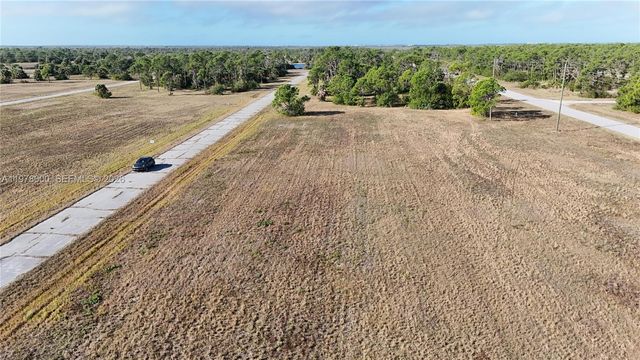 14260 BLUEFISH CT, Other City - In The State Of Florida, FL 33946