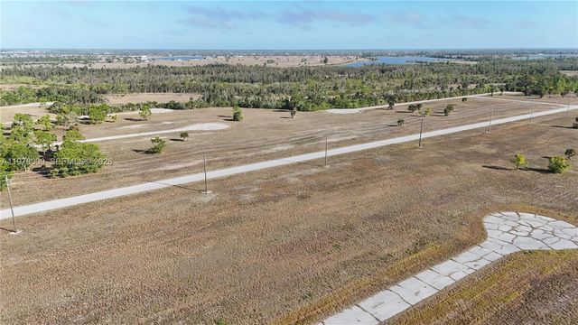 14260 BLUEFISH CT, Other City - In The State Of Florida, FL 33946