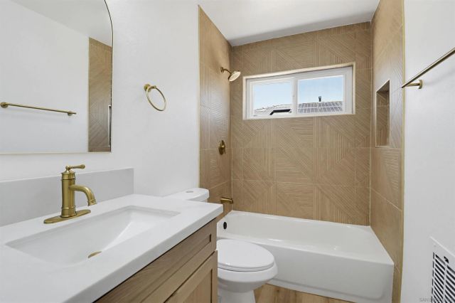 1038 Oaklawn, Chula Vista, CA 91911