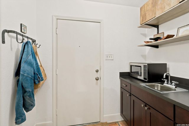 13915 Rocky Pine Woods St, San Antonio, TX 78249