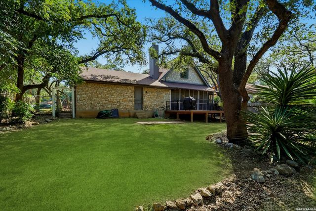 13915 Rocky Pine Woods St, San Antonio, TX 78249