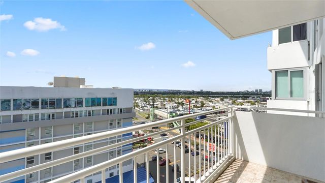 4837 ISLA VERDE AVE, Carolina, PR 00979