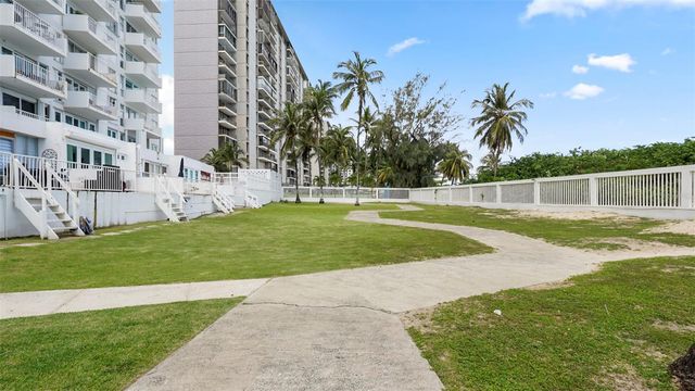 4837 ISLA VERDE AVE, Carolina, PR 00979