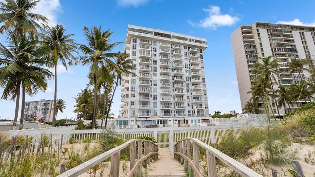 4837 ISLA VERDE AVE, Carolina, PR 00979