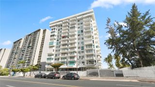 4837 ISLA VERDE AVE, Carolina, PR 00979