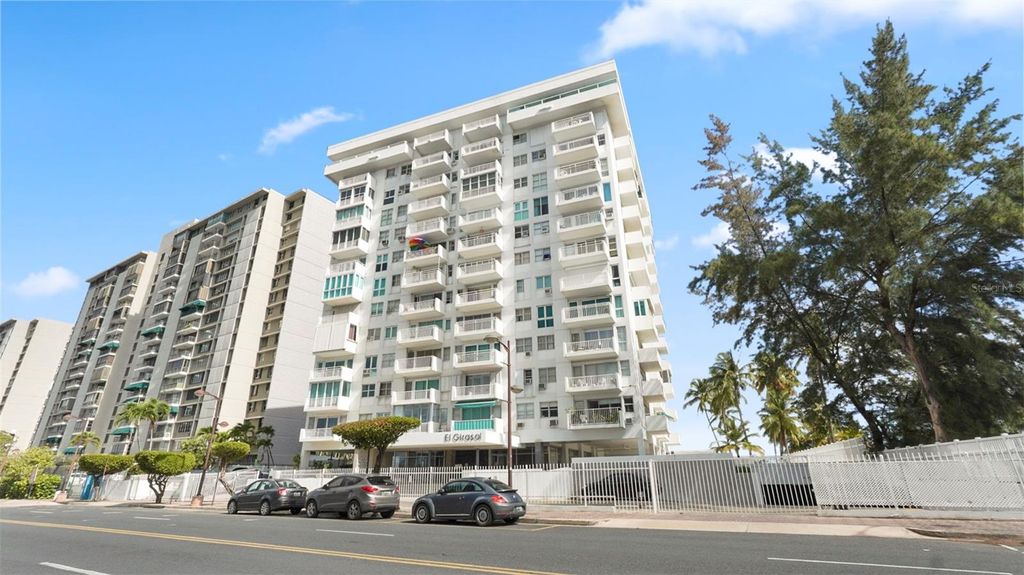 4837 ISLA VERDE AVE, Carolina, PR 00979