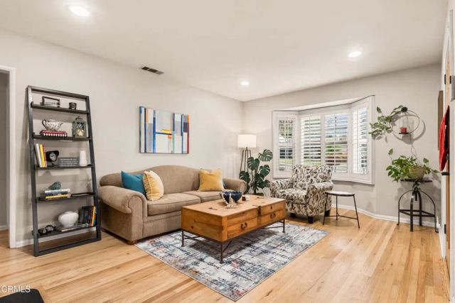 163 N Lincoln Place, Monrovia, CA 91016
