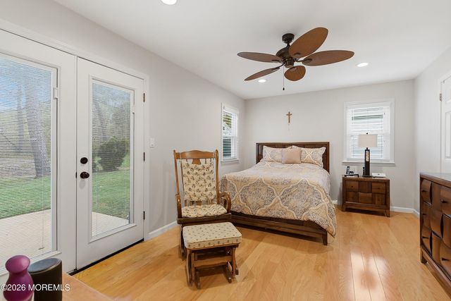 42 Mount Ararat Lane, Toms River, NJ 08753