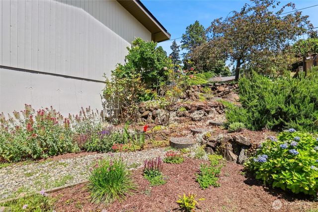 3118 Sylvan Drive W, University Place, WA 98466
