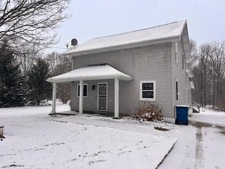 275 Battle Creek Street, Ceresco, MI 49033